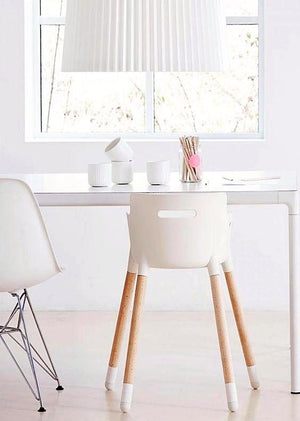 Evo highchair, adjustable wooden high chair, highchair 5 point harness, Evo cushion, height adjustable chair, toddler chair, highchair bar height, wood legs kids chair, Mocka, nordic style chair, scandi highchair safety standards highchair, wooden highchair new zealand.